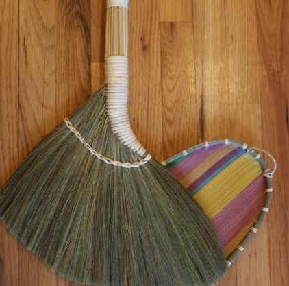 Wee Jhoi Broom Set (Bộ Chổi Jhoi Nhí)