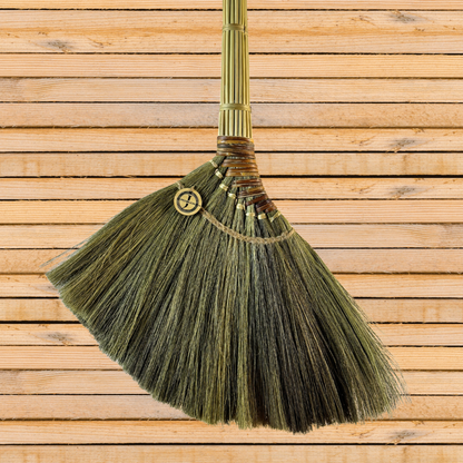 Jhoi Broom - Bold Edition